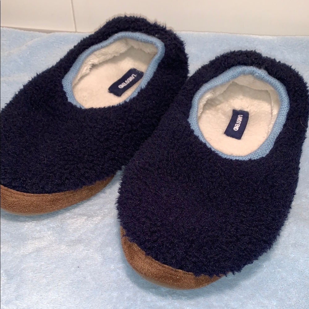 Lands’ End women’s slippers